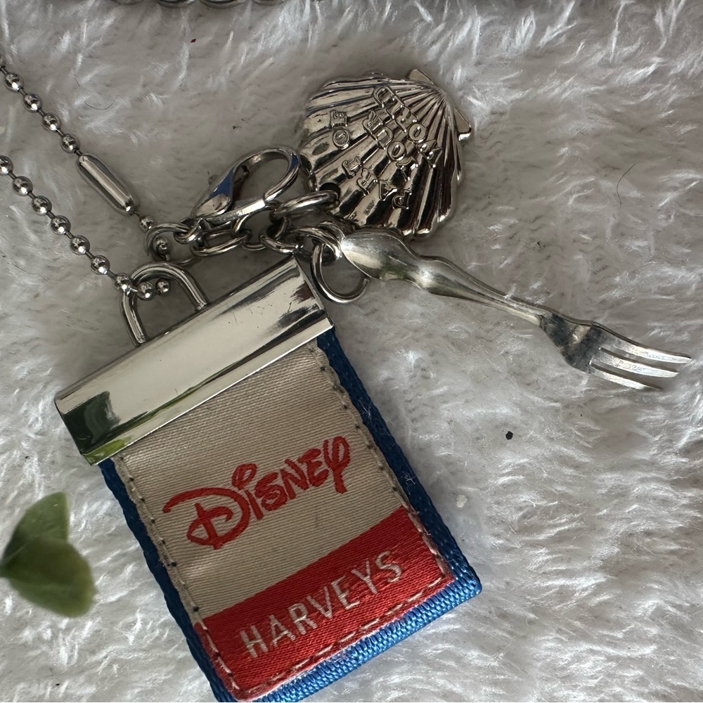 Disney Harveys Little Mermaid Wristlet - Picture 3 of 9